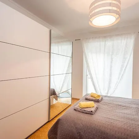 Angie In The Centre Of