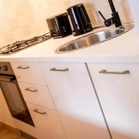 Angie In The Centre Of *