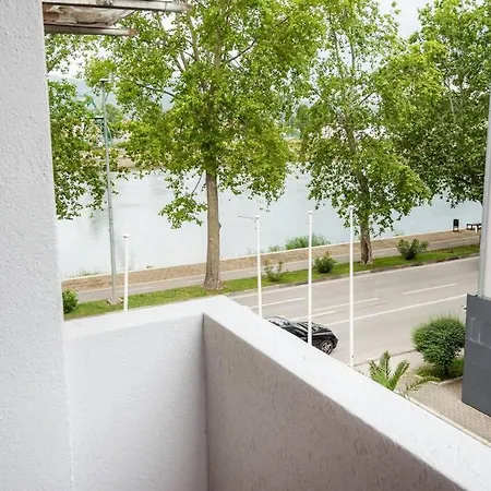 Angie In The Centre Of Apartment Metković