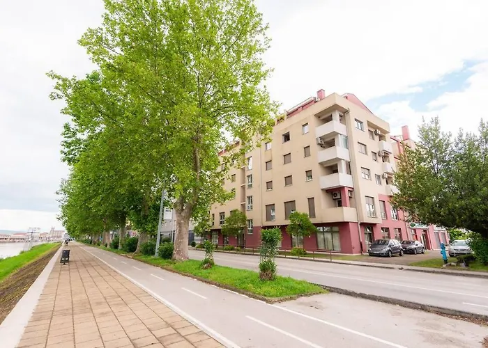 Angie In The Centre Of Metković